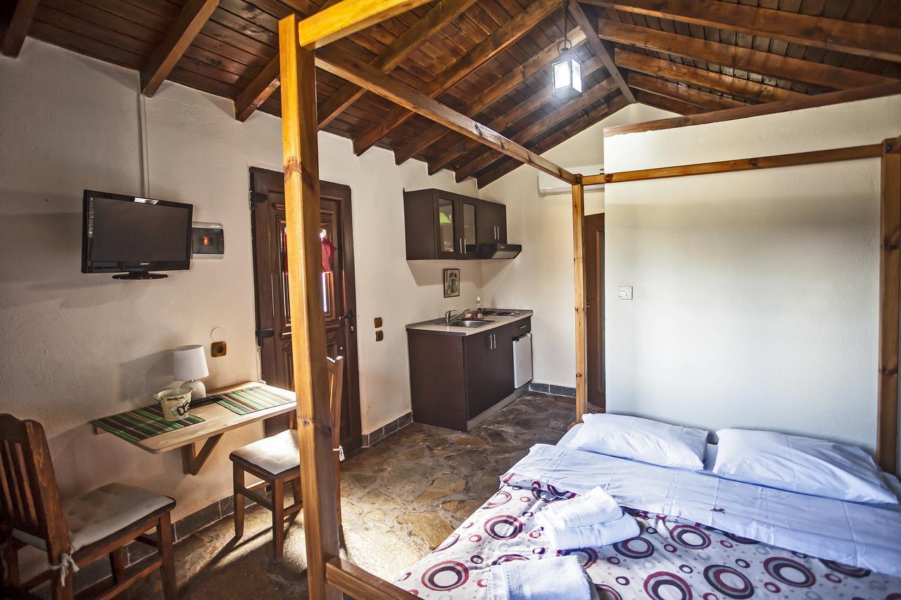 Ihnilatis Bed & Breakfast Kerkini Bagian luar foto